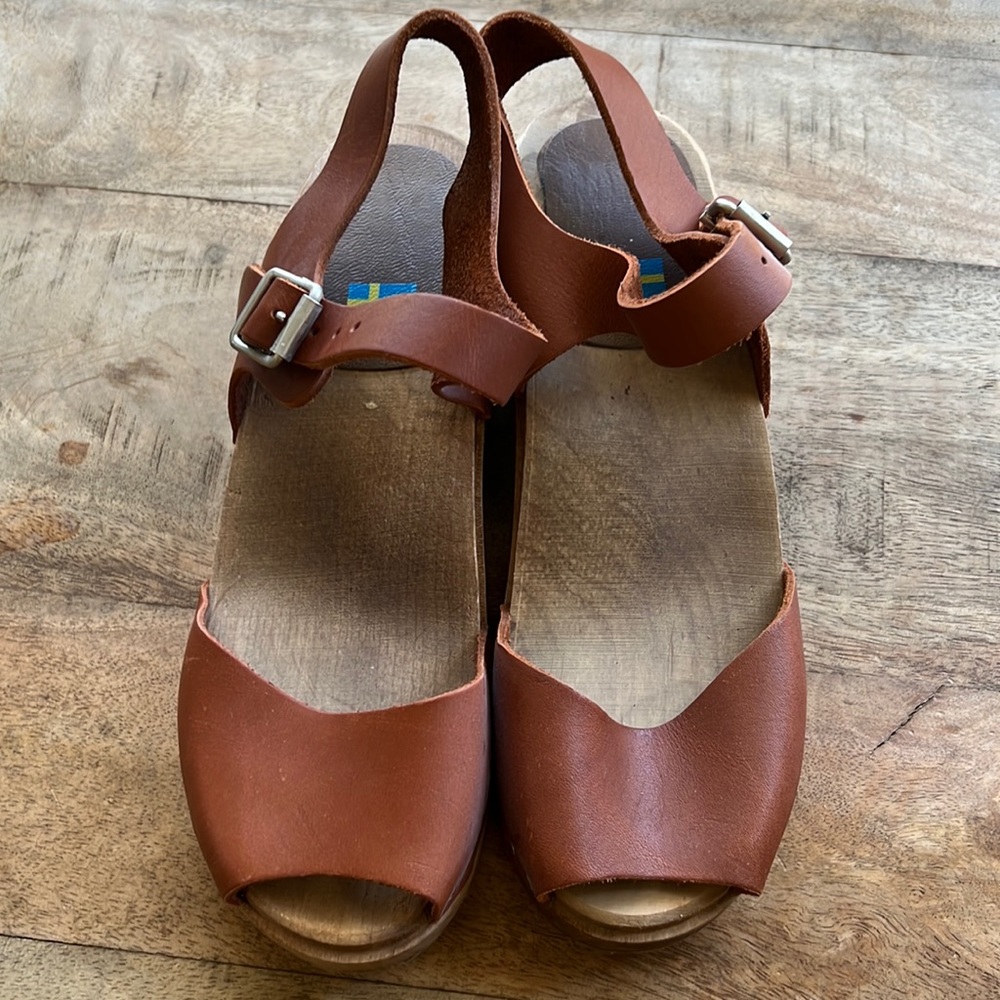 MIA Anna Clogs 36